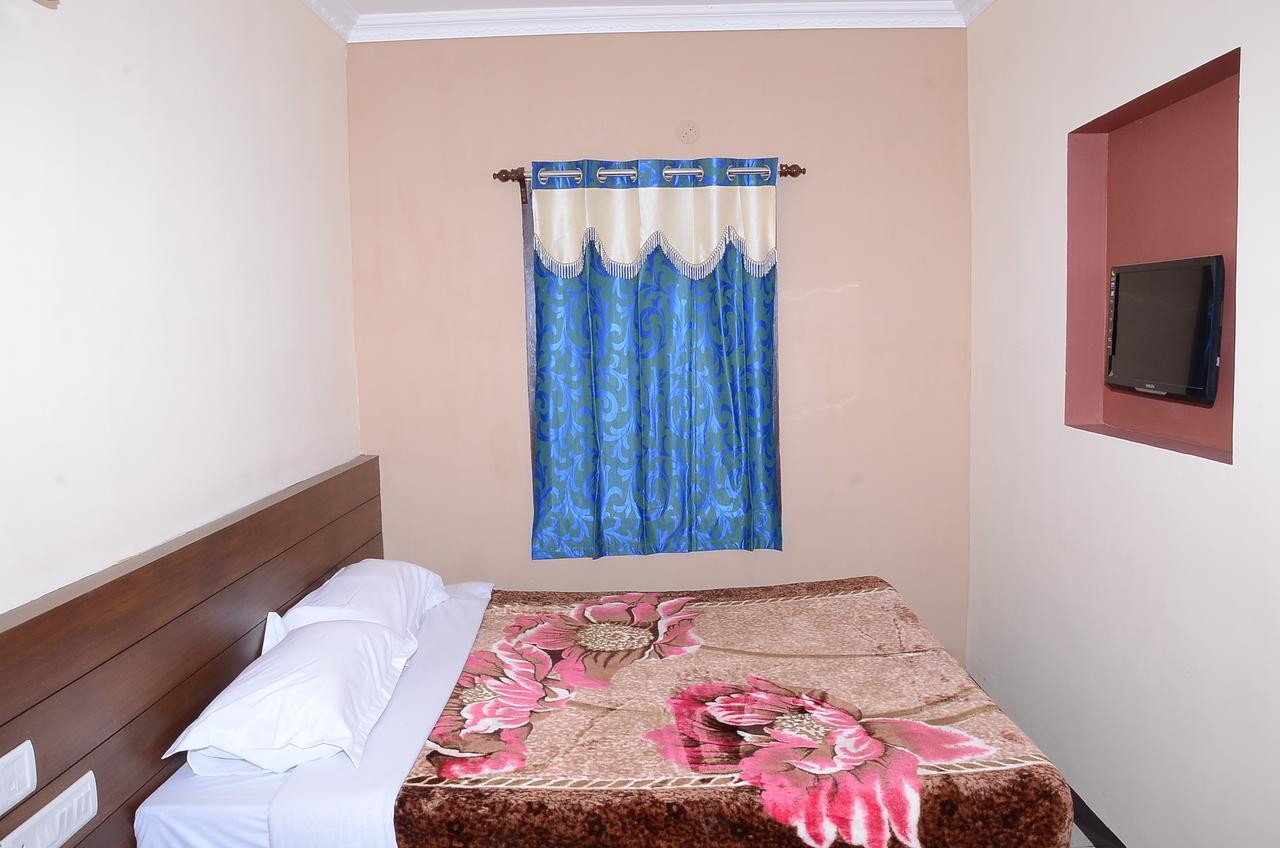 Ezhil Residency Hotel Kodaikanal Exterior foto
