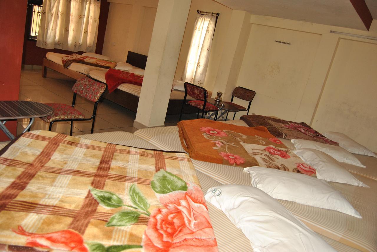 Ezhil Residency Hotel Kodaikanal Exterior foto