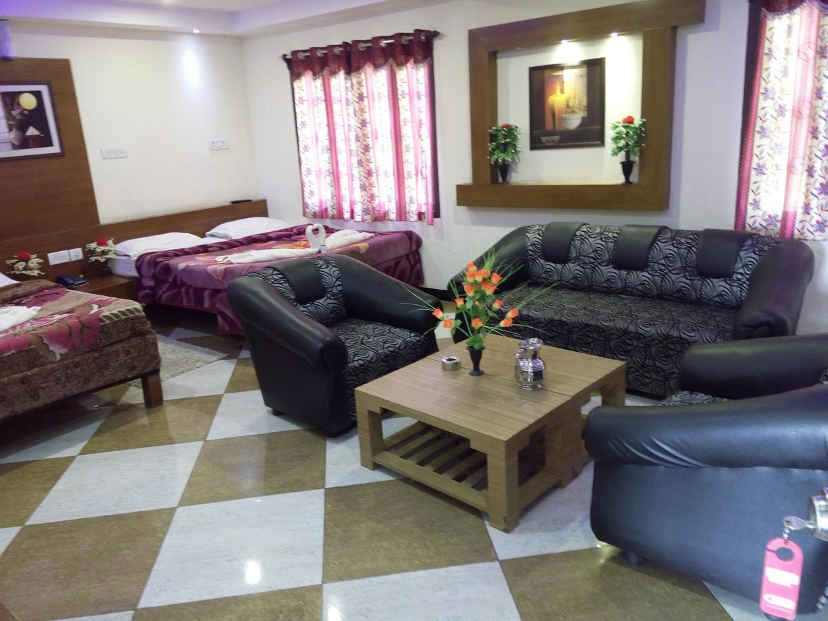 Ezhil Residency Hotel Kodaikanal Exterior foto