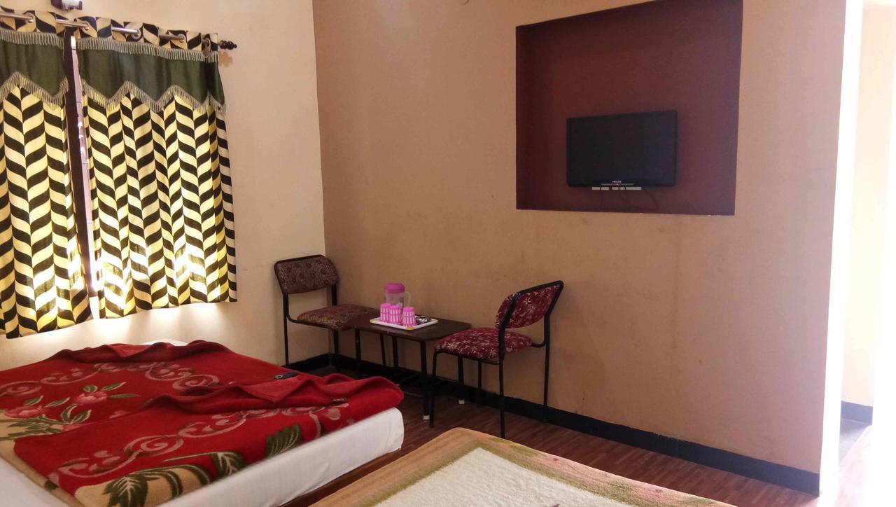 Ezhil Residency Hotel Kodaikanal Exterior foto