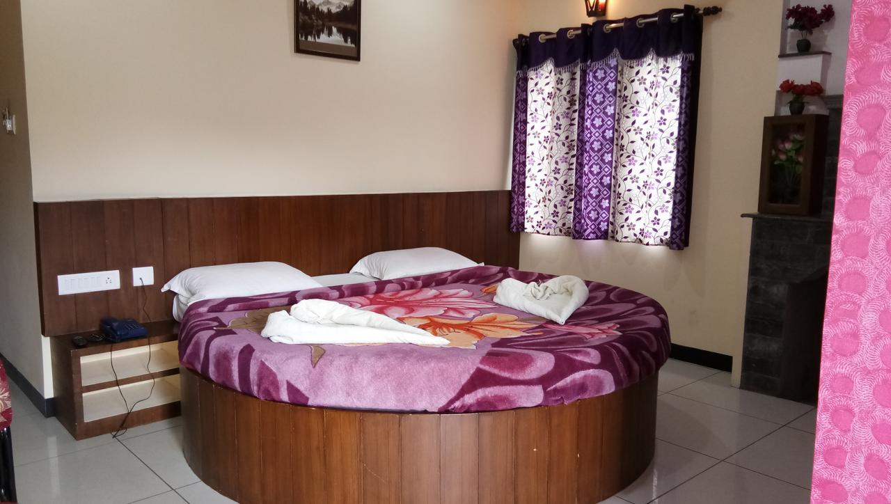 Ezhil Residency Hotel Kodaikanal Exterior foto