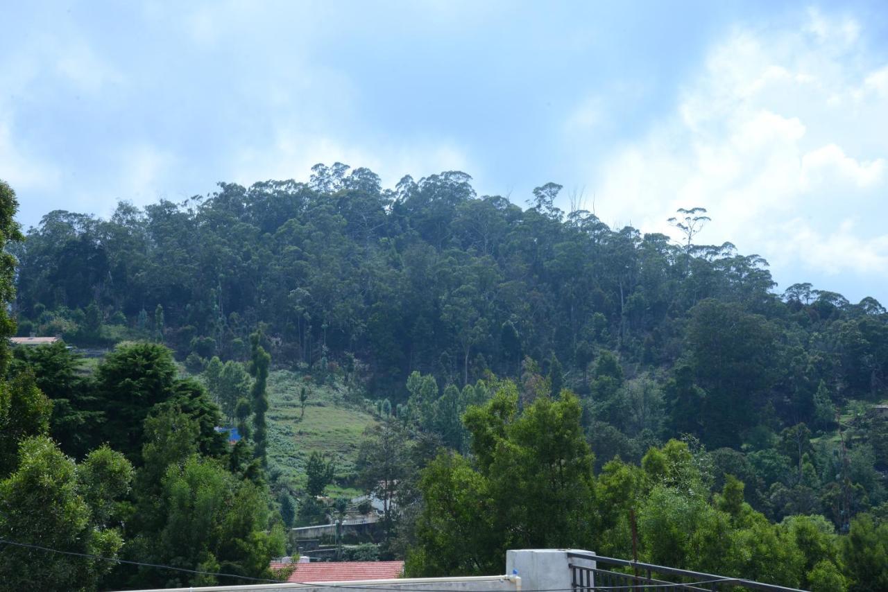 Ezhil Residency Hotel Kodaikanal Exterior foto